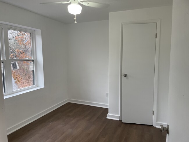 Bedroom 2 closet - 416 Old Beason Well Rd