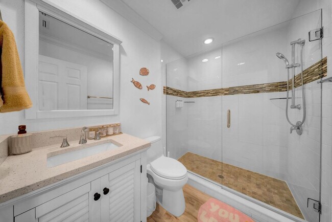 Building Photo - 555 S Gulf Dr