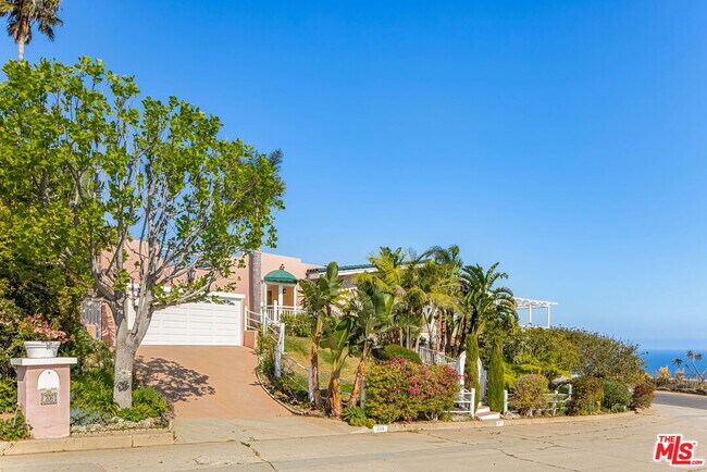 Building Photo - 206 Bellino Dr