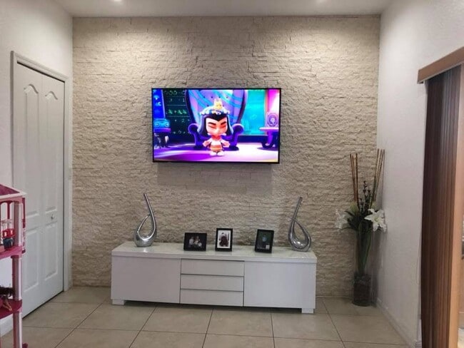 Building Photo - 16303 SW 44th Terrace