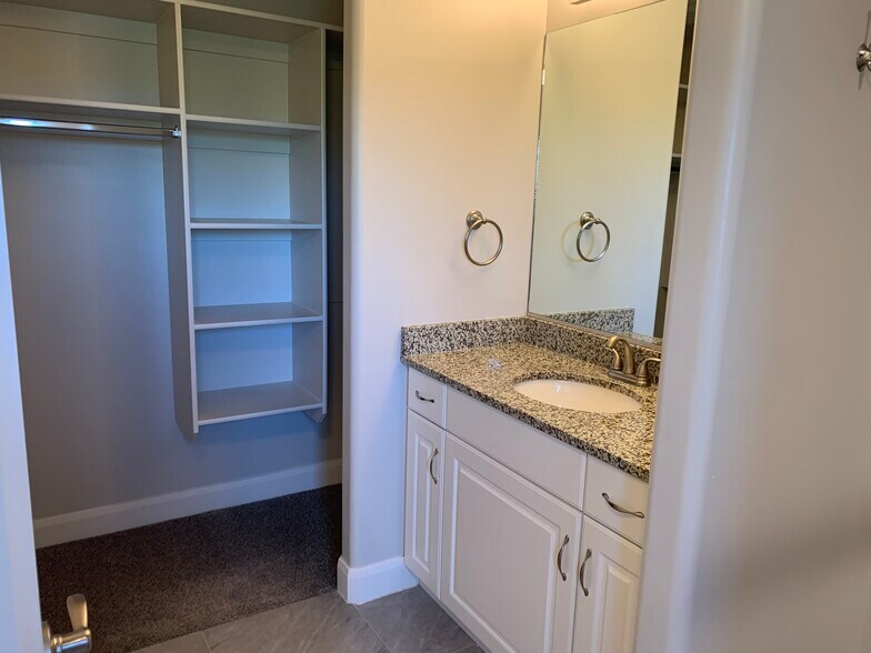 Master Bathroom - 355 W 200 S