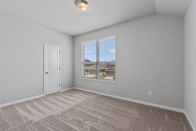 Building Photo - 17300 Antioch Ave