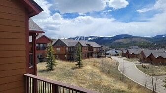 Building Photo - 1110 Rendezvous Rd