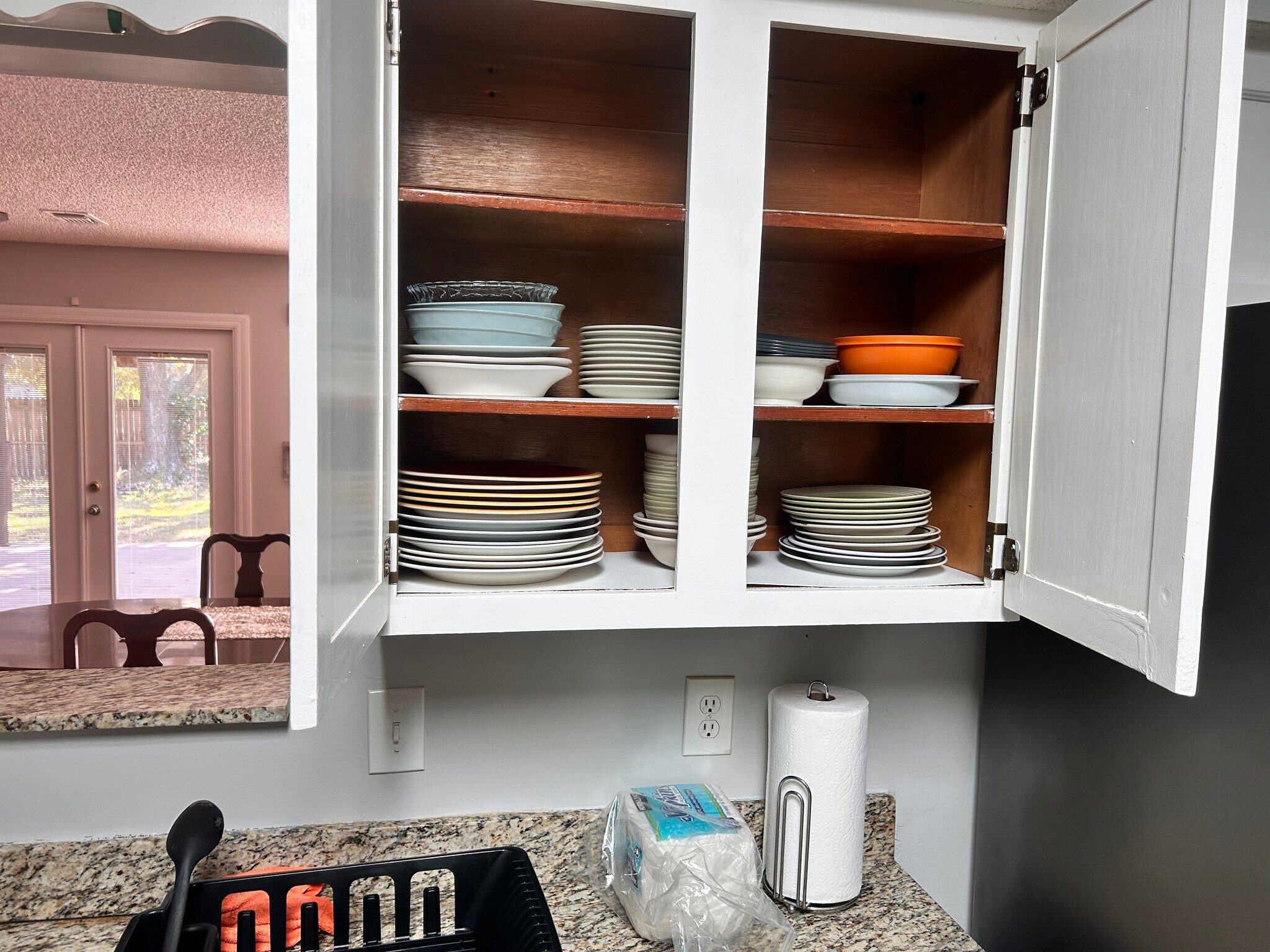 Building Photo - 4294 Tanglewilde Dr S