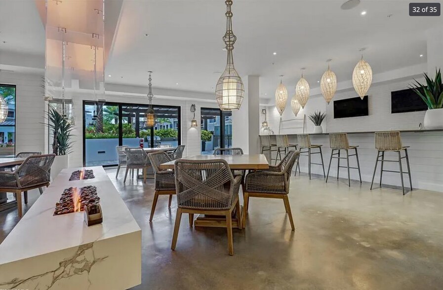 Social Room - 1111 Central Ave