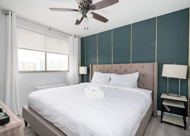 Building Photo - 215 Piedmont Ave NE