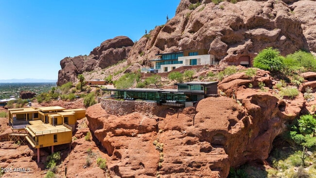 Building Photo - 4925 E Red Rock Dr