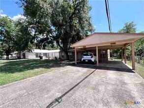 Building Photo - 1506 Alamo Ave