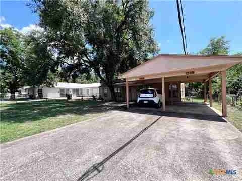 Primary Photo - 1506 Alamo Ave