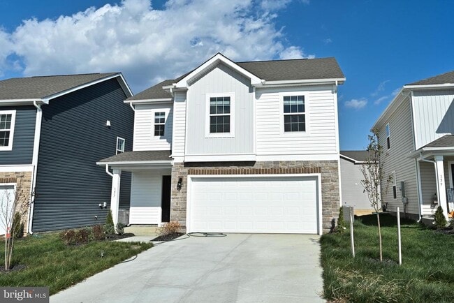 Building Photo - 157 Schyrock Dr
