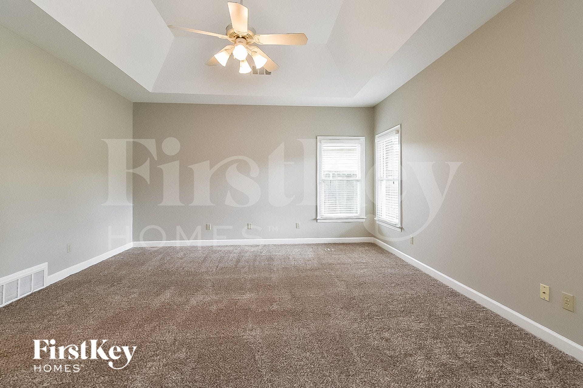 Building Photo - 1713 Belledeer Dr W