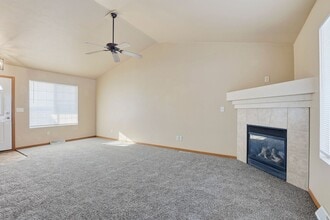 Building Photo - 912/914 Hartzheim Drive