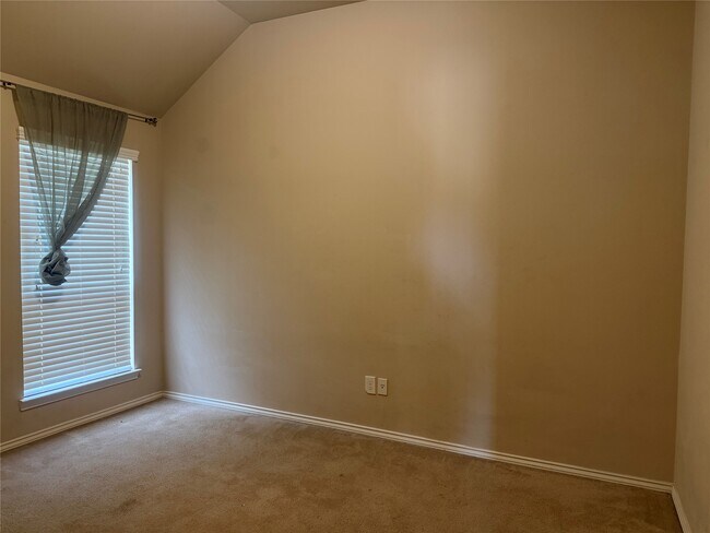 Building Photo - 10919 Starling Creek Dr