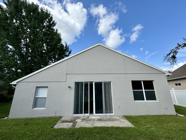 Building Photo - 11056 Dawnview Ln