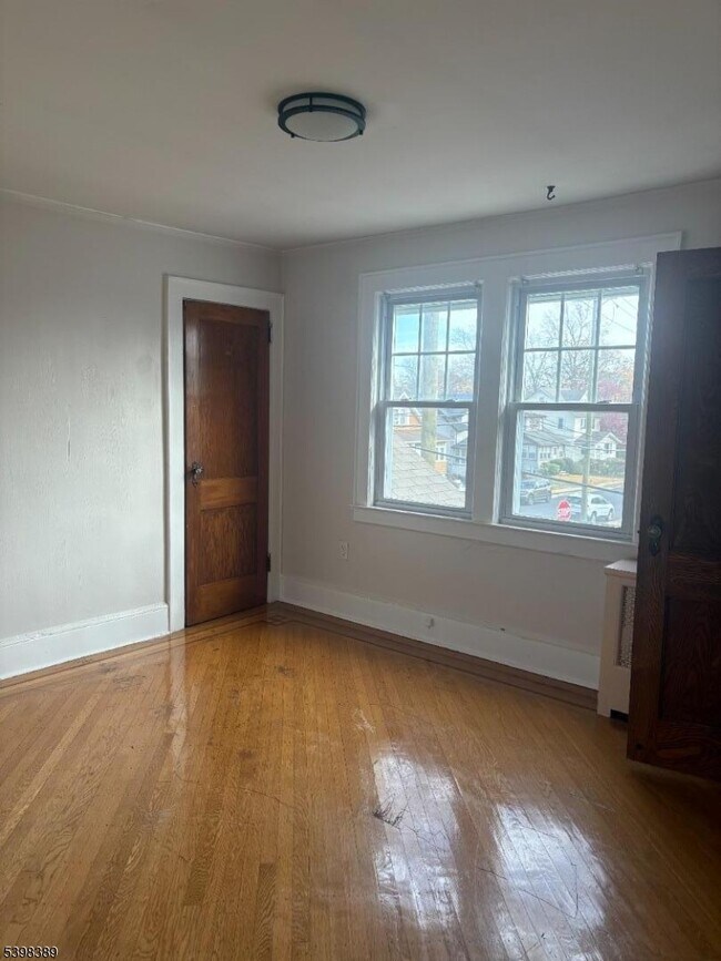 Building Photo - 19 Harding St