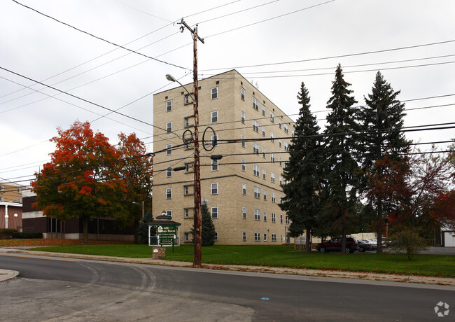 Primary Photo - State Towers Apartments