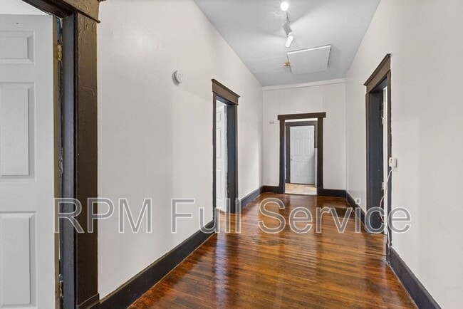 Building Photo - 1009 Joseph Ave
