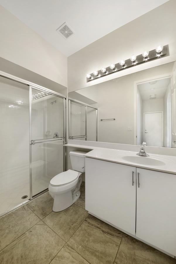 Building Photo - 8895 Chestnut Ridge Way
