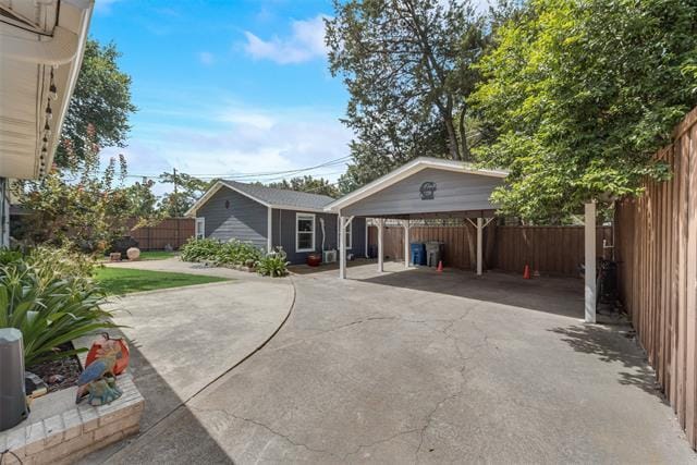 Building Photo - 10135 Rockmoor Dr