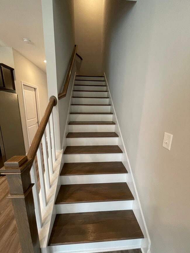 Building Photo - 4835 Moon Lk Ln