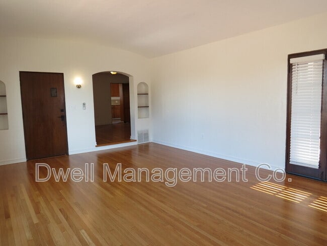 Building Photo - 8458 Golden Ave