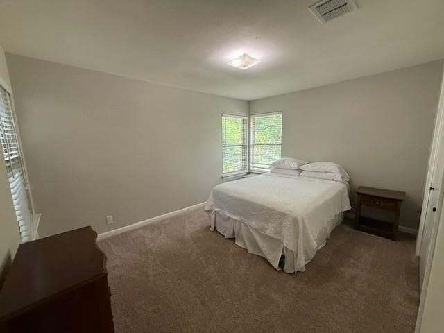 Building Photo - 405 Tyrone Dr