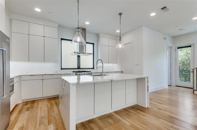 Primary Photo - 2703 Kimsey Dr