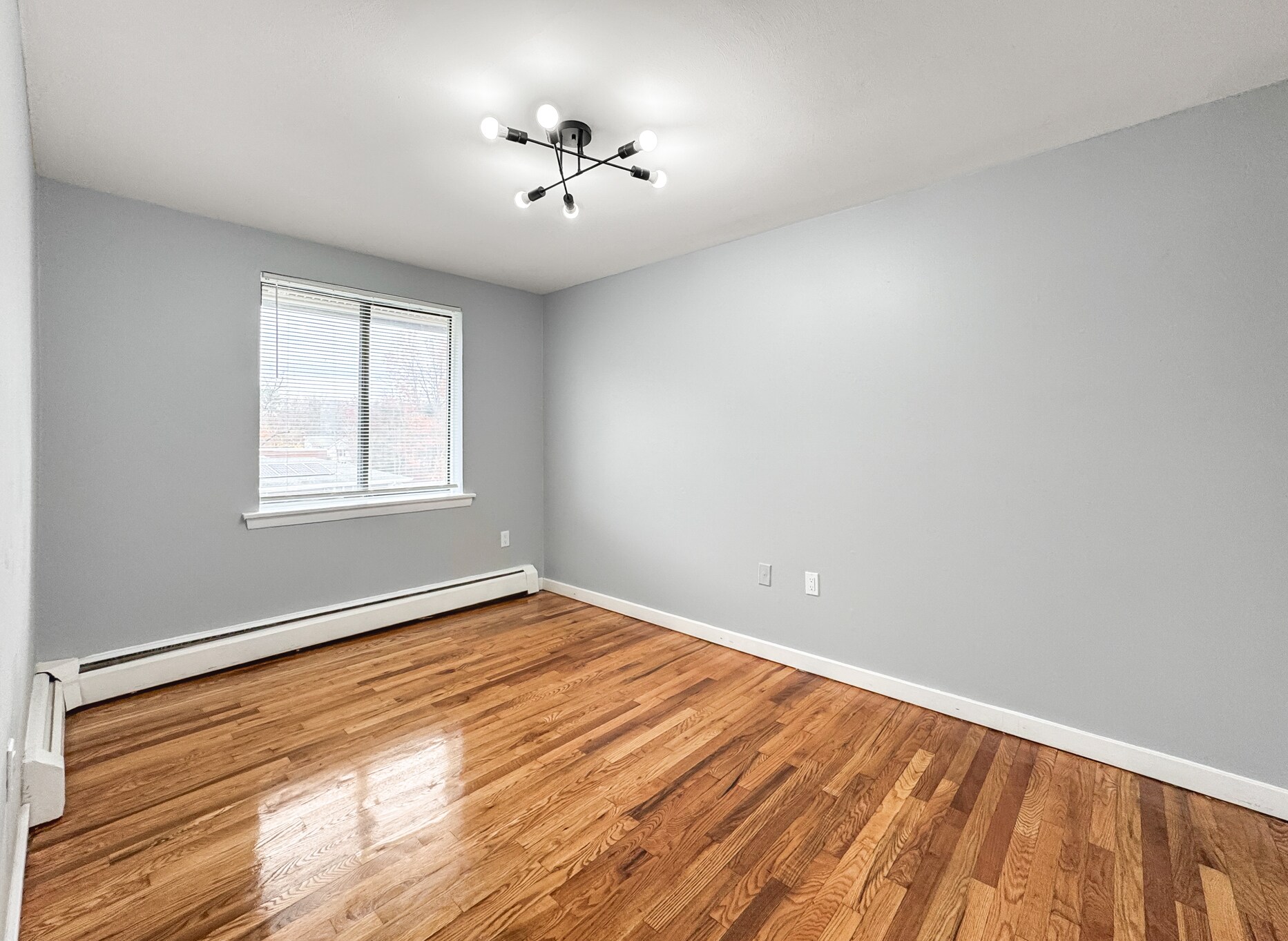 Building Photo - 30 Henderson Dr