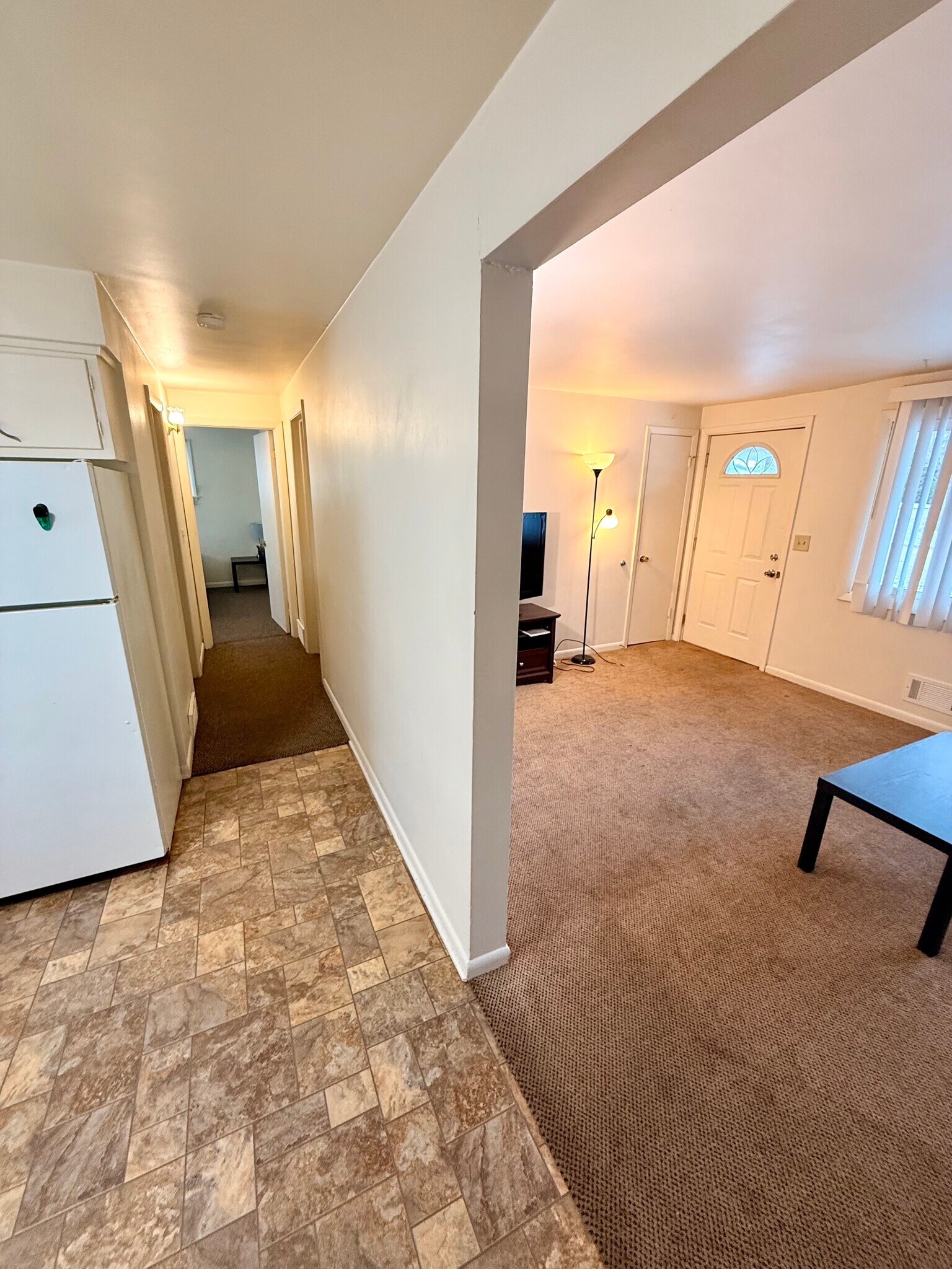 Building Photo - 310 Poplar St