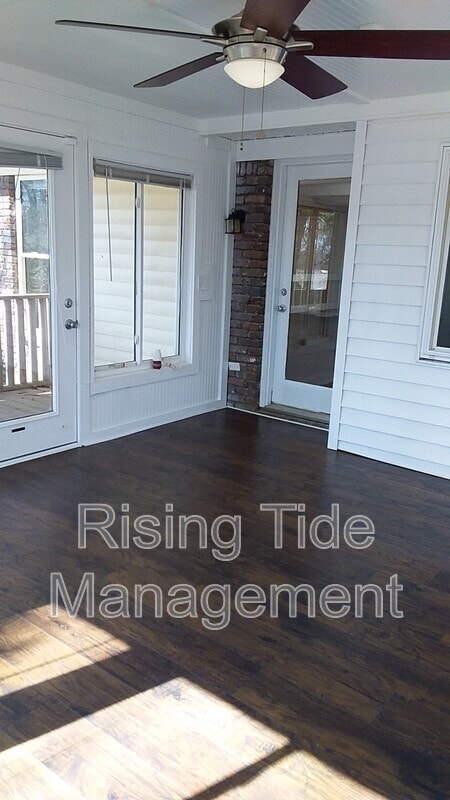 Building Photo - 3211 Churchview Way