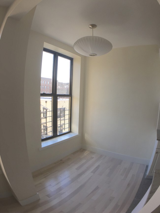 Floorplan - 658-666 West 188th