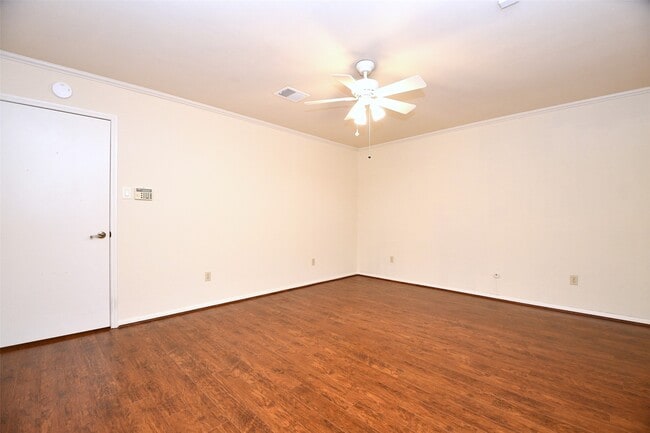 Building Photo - 1814 Cherry Bend Dr