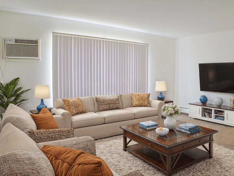 Building Photo - Franklin Square Apartments