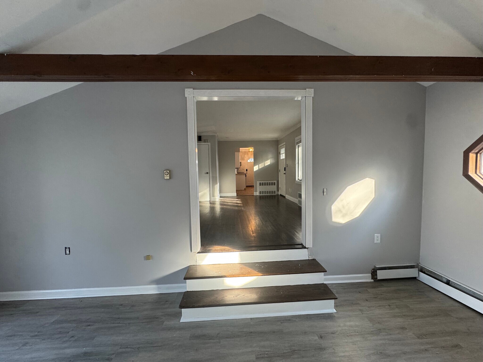 Building Photo - 1239 August Rd