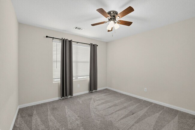 Building Photo - 1620 Berry Rdg Trl