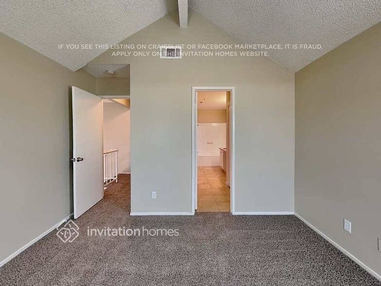 Building Photo - 14566 Southwood Dr