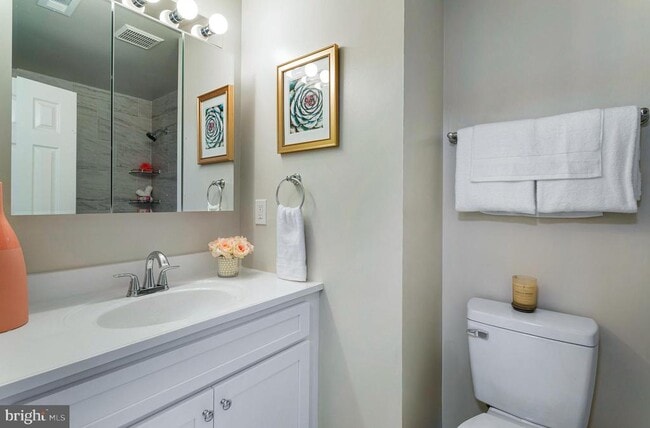 Building Photo - 1621 T St NW