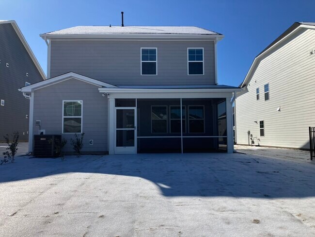 Building Photo - 2941 Ocean Sunrise Dr