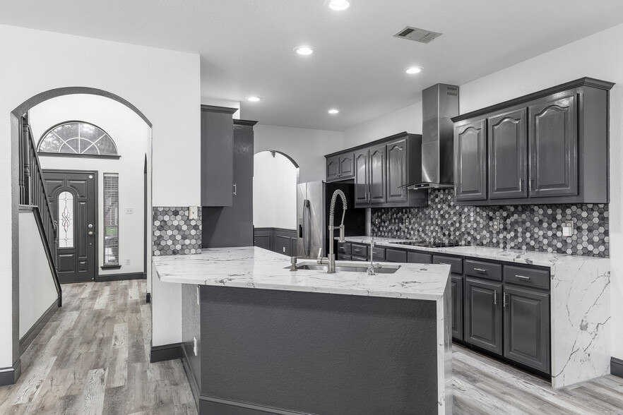 Building Photo - 1022 Shortleaf Pine Dr