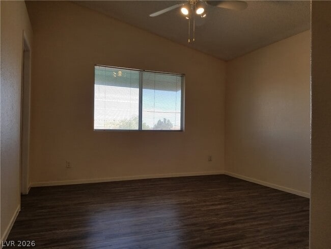Building Photo - 733 Wheat Ridge Ln