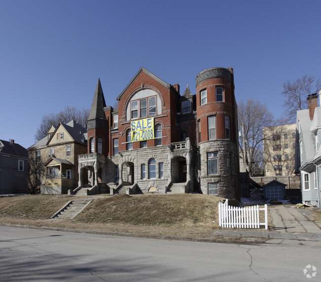 Primary Photo - The Historic Georgia Row House