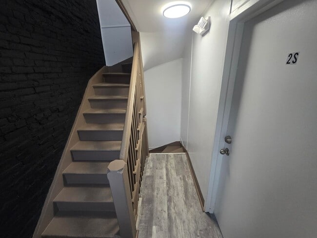 Building Photo - ? Modern Comfort: 3-Bedroom Living in Hartford’s Friendliest Area ?