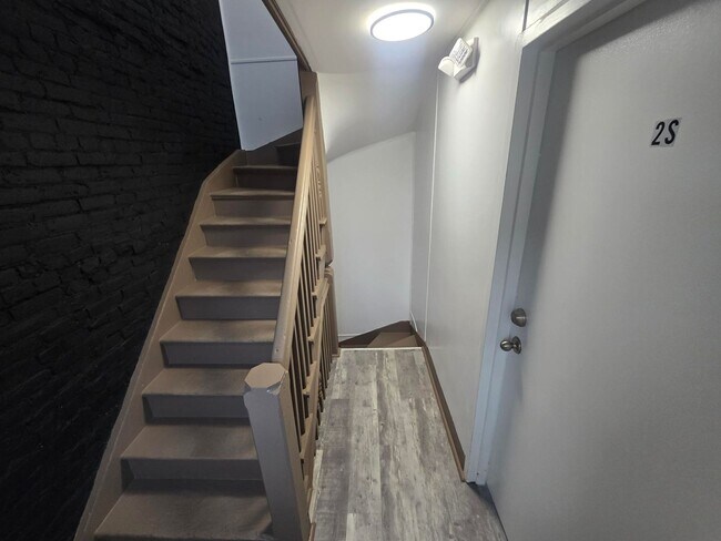 Building Photo - 228-230 Maple Avenue - 3N