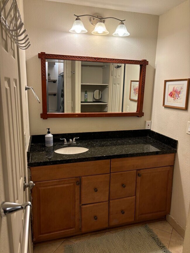 Building Photo - AVAILABLE NOW. Electric included. Furnishe...