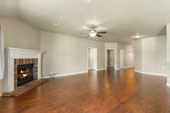 Building Photo - 3 bedroom home In Wakefield Crossing - Bix...