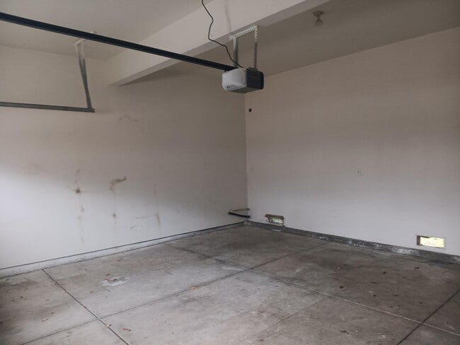 Building Photo - 520 San Pablo Ct