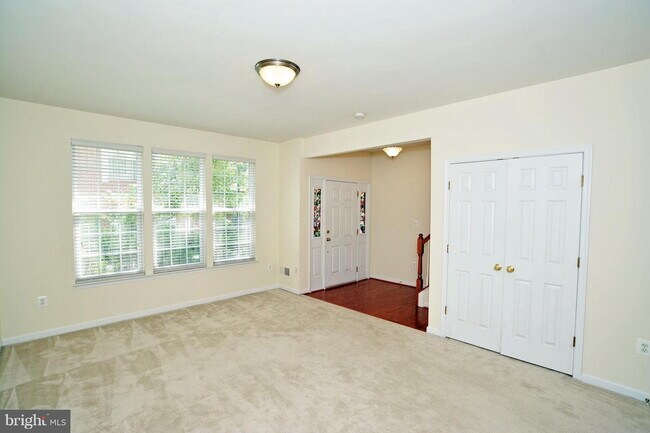 Building Photo - 2303 Huntington Station Ct