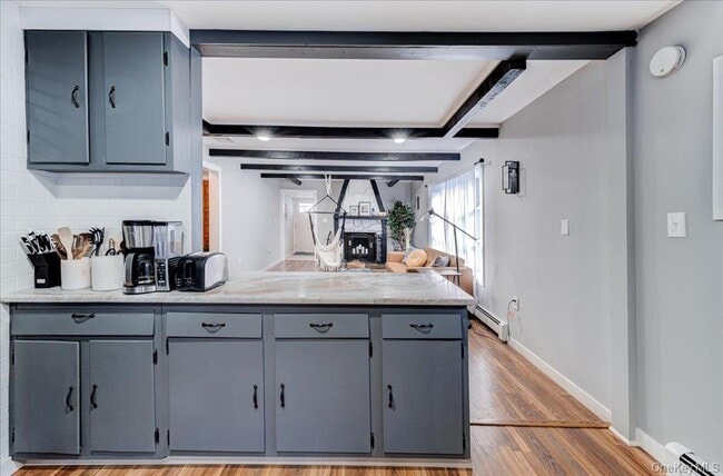 Building Photo - 1026 NY-211