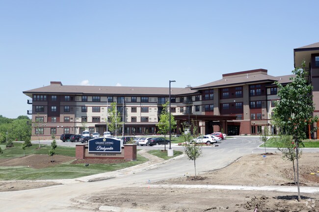 Builidng Photo - Grand Living at Bridgewater