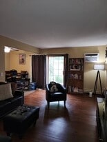 Building Photo - 936 Westbrooke Way